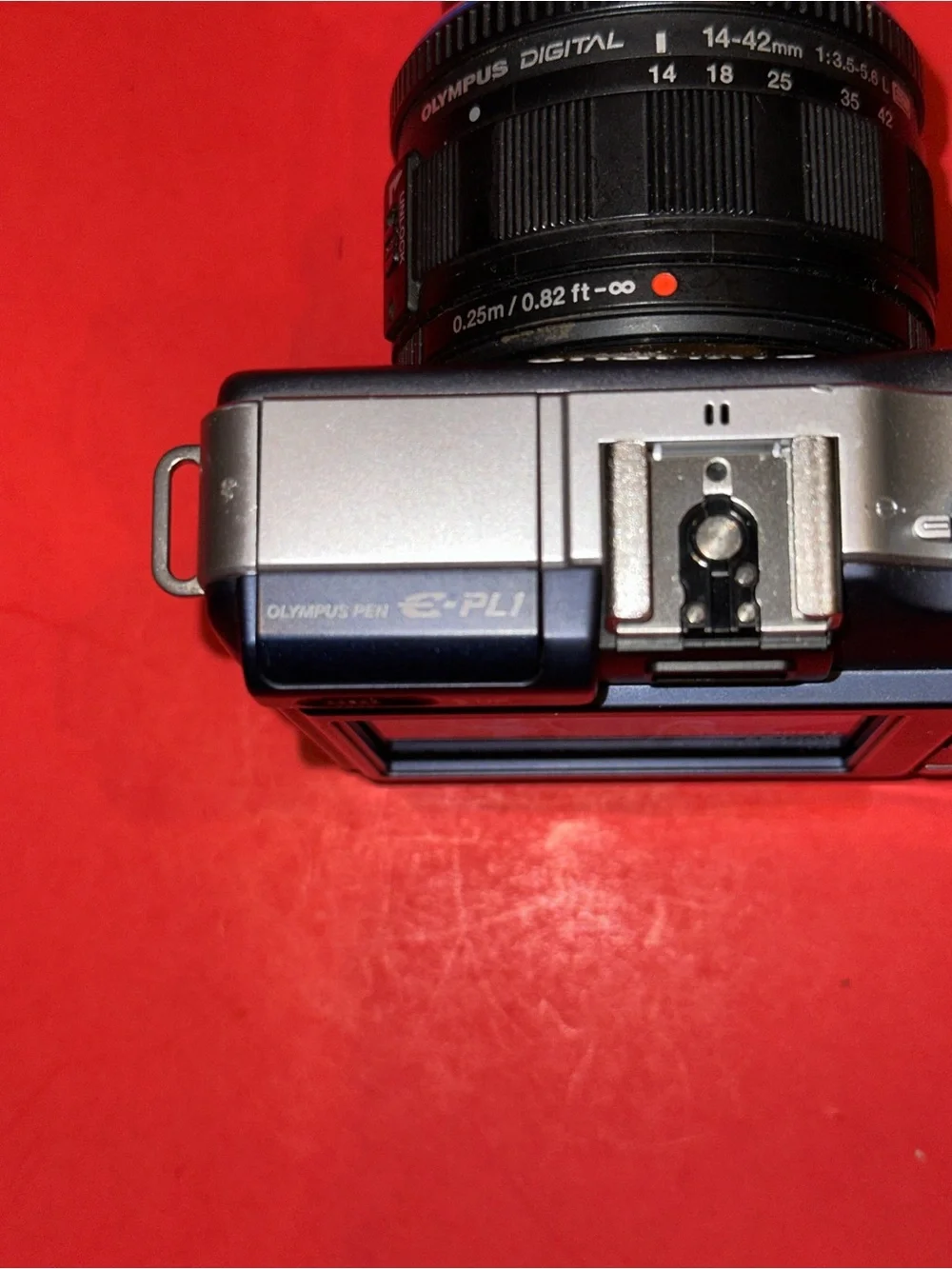 Olympus Pen E-PL1 Mirrorless Camera w/M.Zuiko 14-42MM F3.5-5.6 L ED Lens TESTED